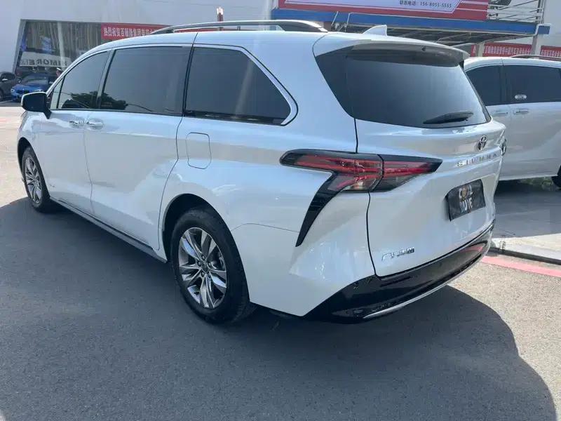 2024 Sena Hybrid 2.5L AWD Premium Edition — миниатюра 5
