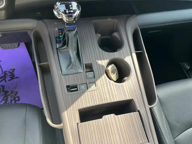 2024 Sena Hybrid 2.5L AWD Premium Edition — миниатюра 10