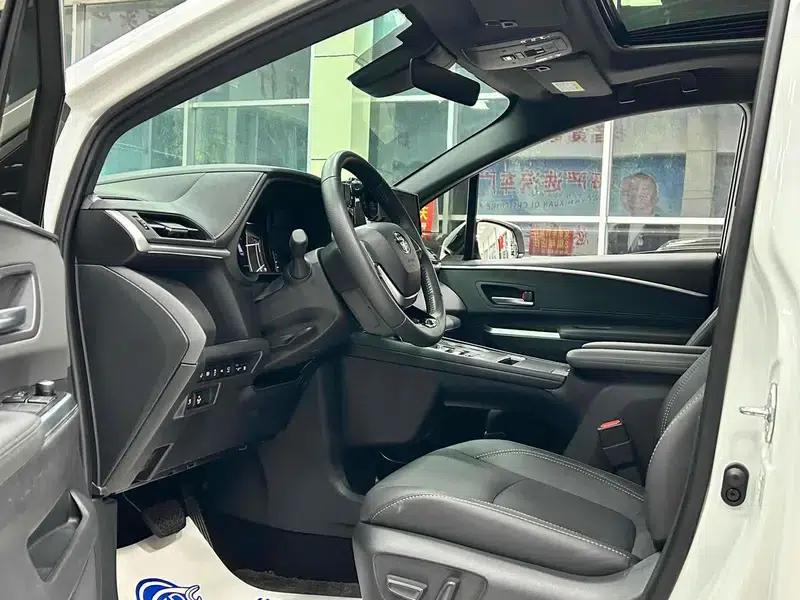 Sena 2024 Hybrid 2.5L Premium Edition — миниатюра 11