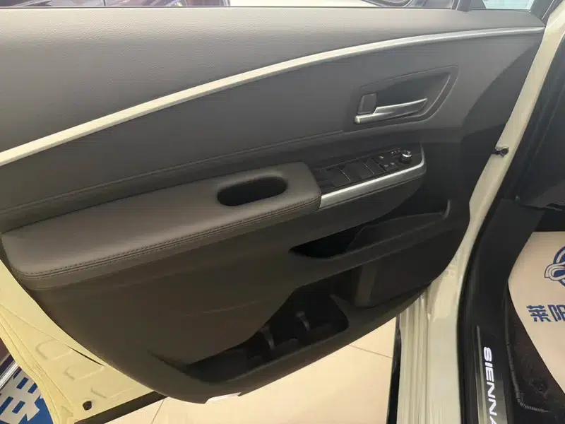Sena 2024 Hybrid 2.5L Premium Edition — миниатюра 14