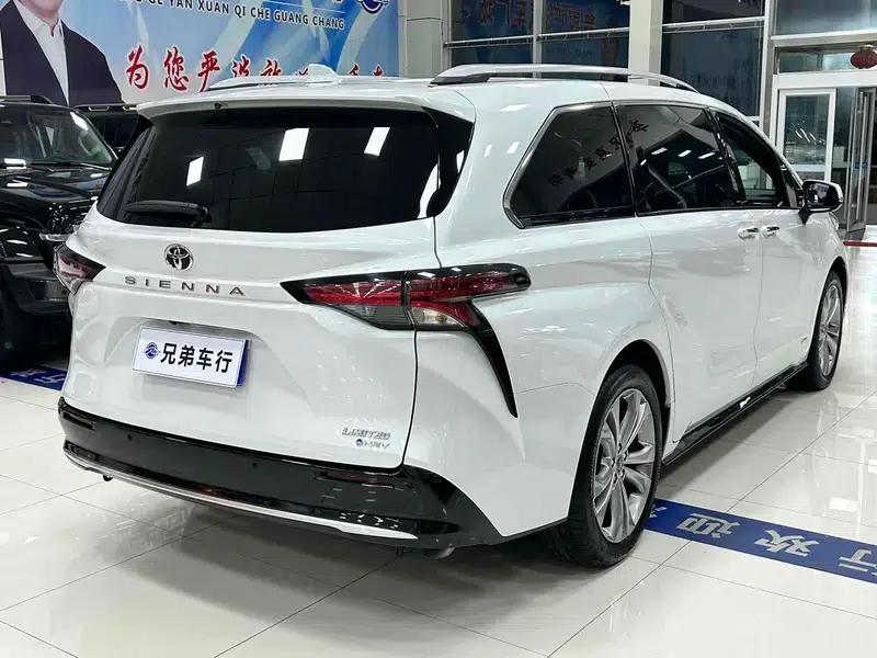 Sena 2024 Hybrid 2.5L Premium Edition — миниатюра 4