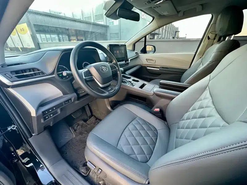 Sena 2021 2.5L Hybrid Premium Edition — миниатюра 12