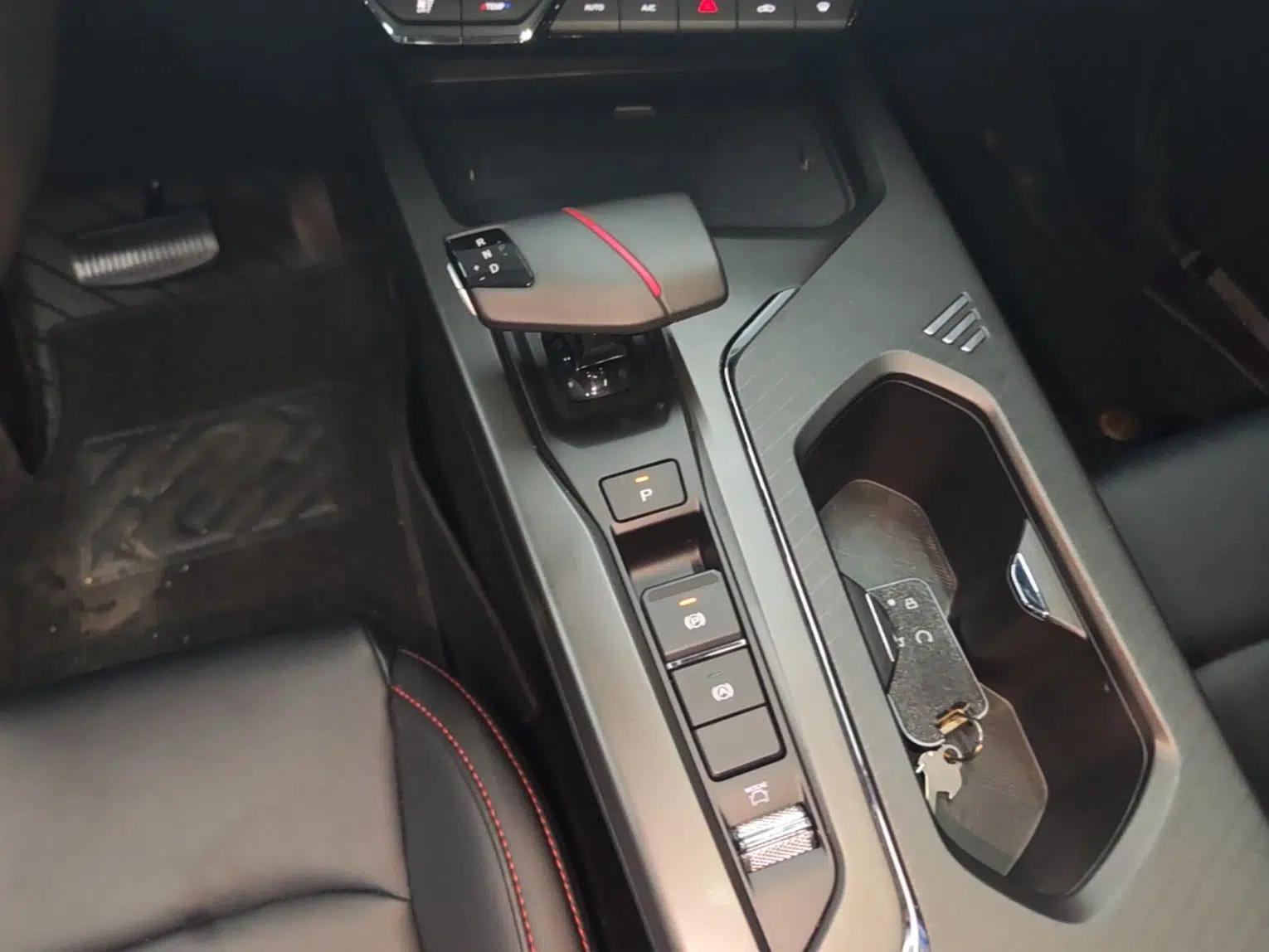 CHANGAN X5 PLUS 2024 1.5T DCT Excellence Edition — миниатюра 16