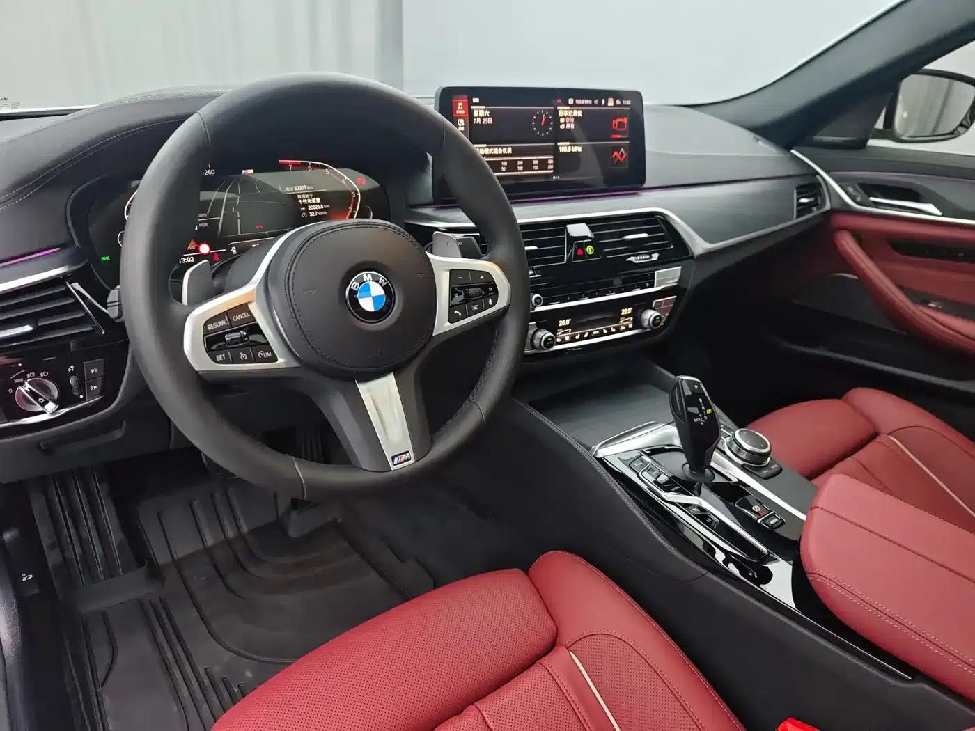 BMW 5 Series 2022 Facelift II 530Li Luxury M Sport Package — миниатюра 10