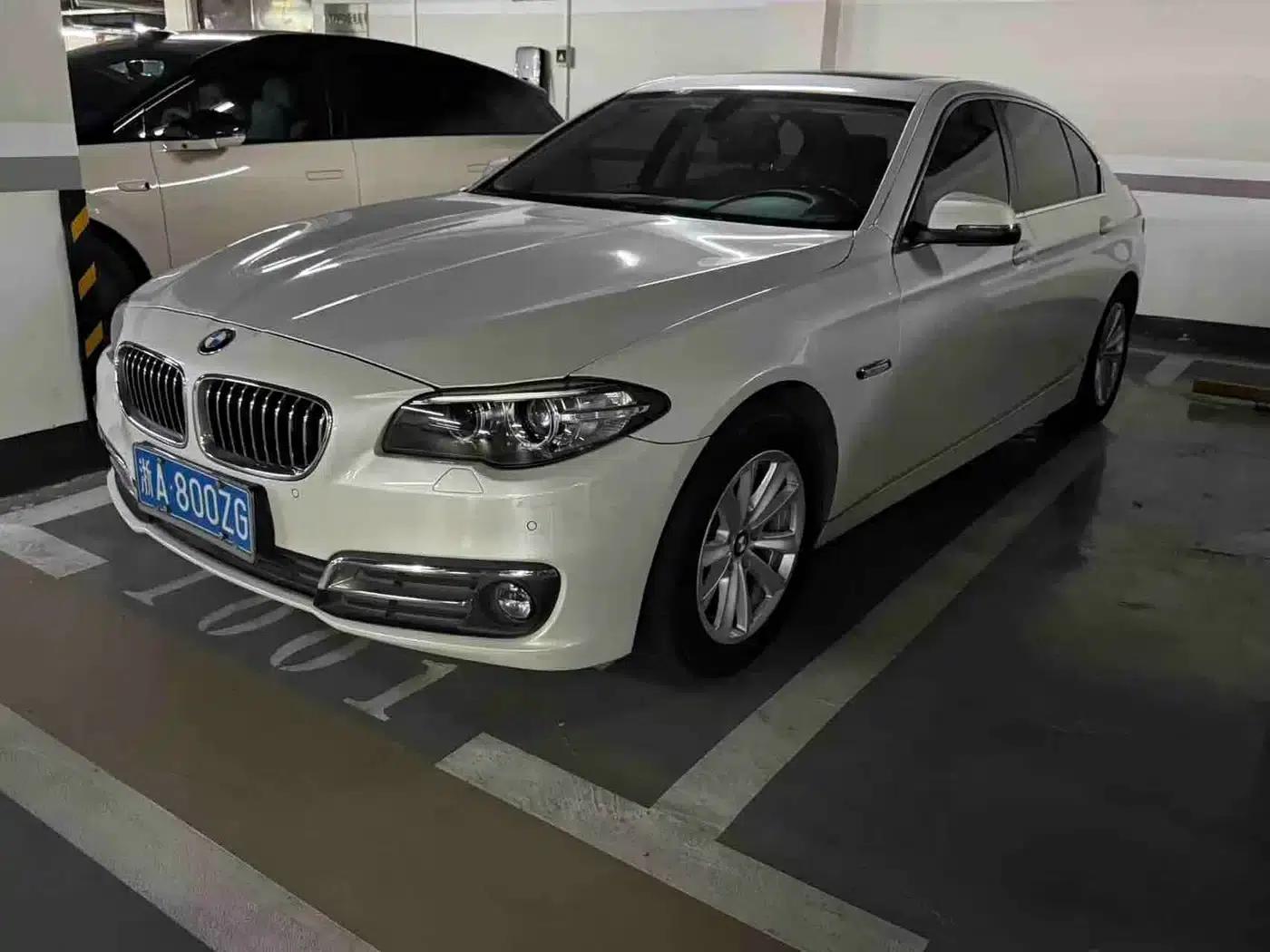BMW 5 Series 2017 520Li Elegant Edition — миниатюра 1