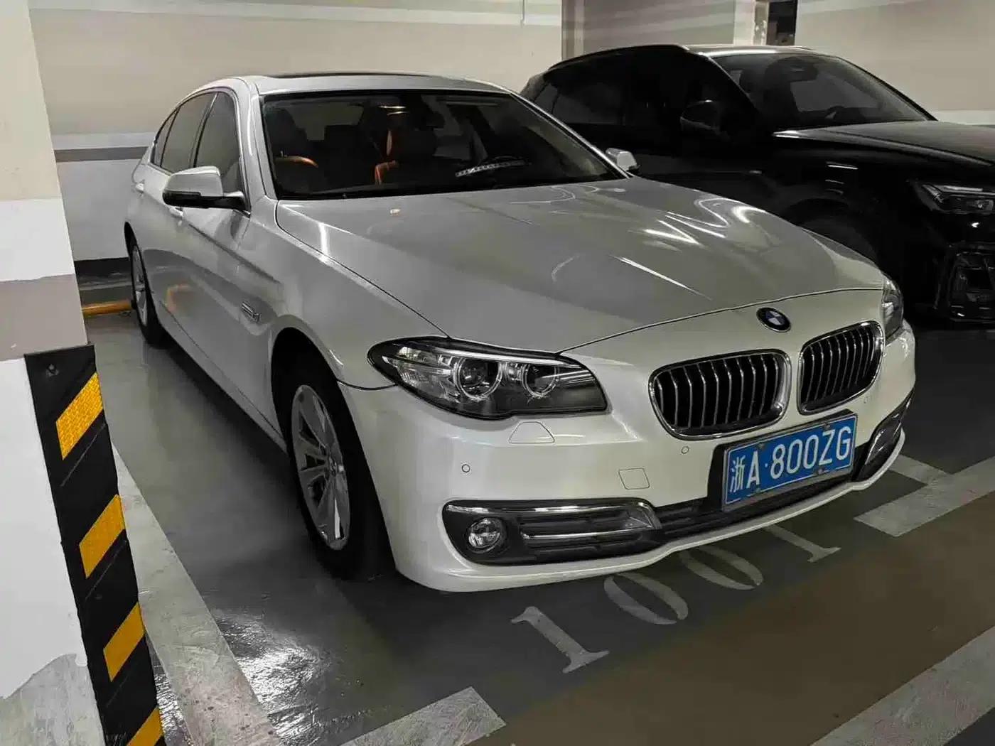 BMW 5 Series 2017 520Li Elegant Edition — миниатюра 3