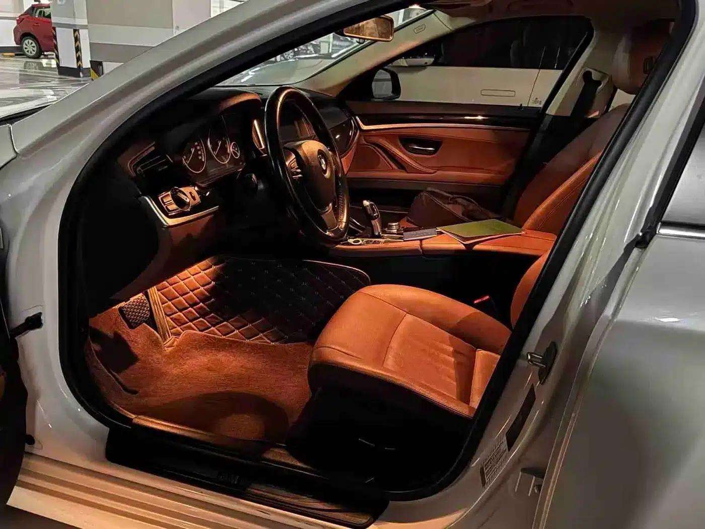 BMW 5 Series 2017 520Li Elegant Edition — миниатюра 4