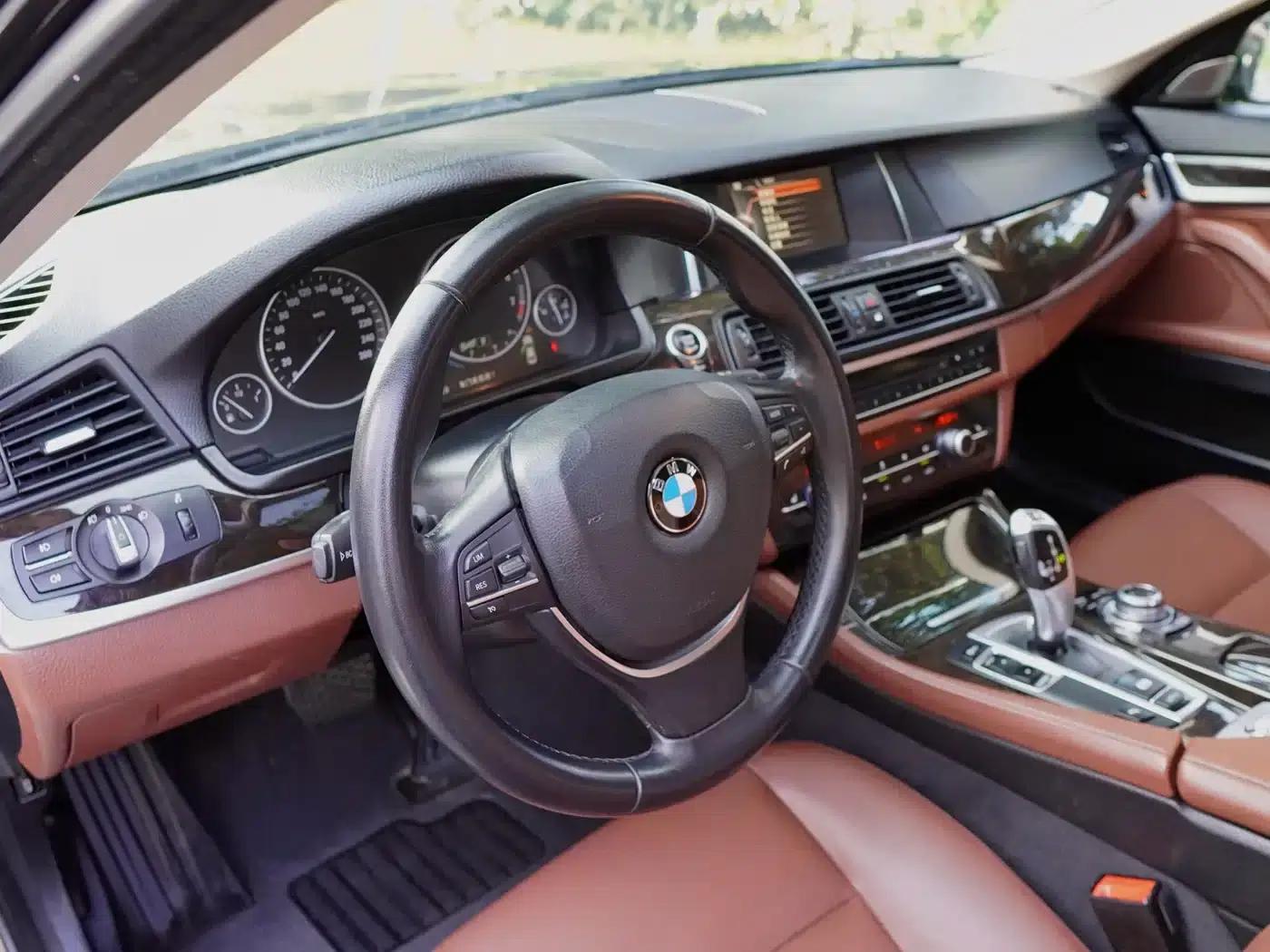 BMW 5 Series 2017 525Li Leading Edition — миниатюра 14