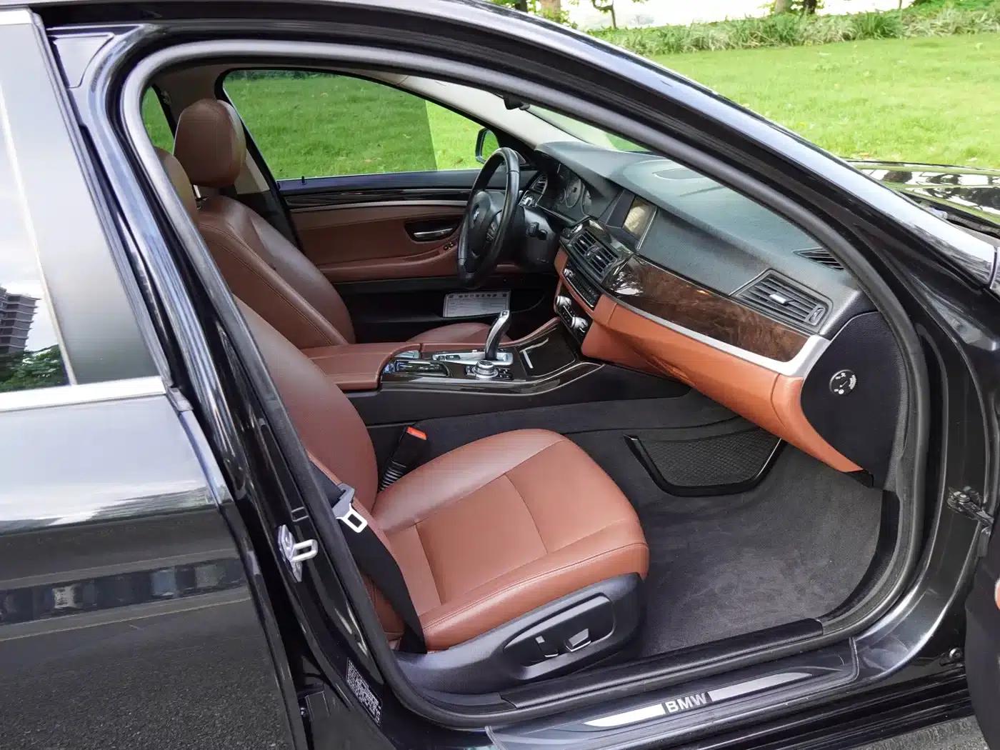 BMW 5 Series 2017 525Li Leading Edition — миниатюра 15