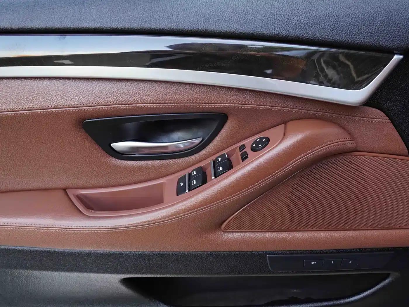 BMW 5 Series 2017 525Li Leading Edition — миниатюра 24