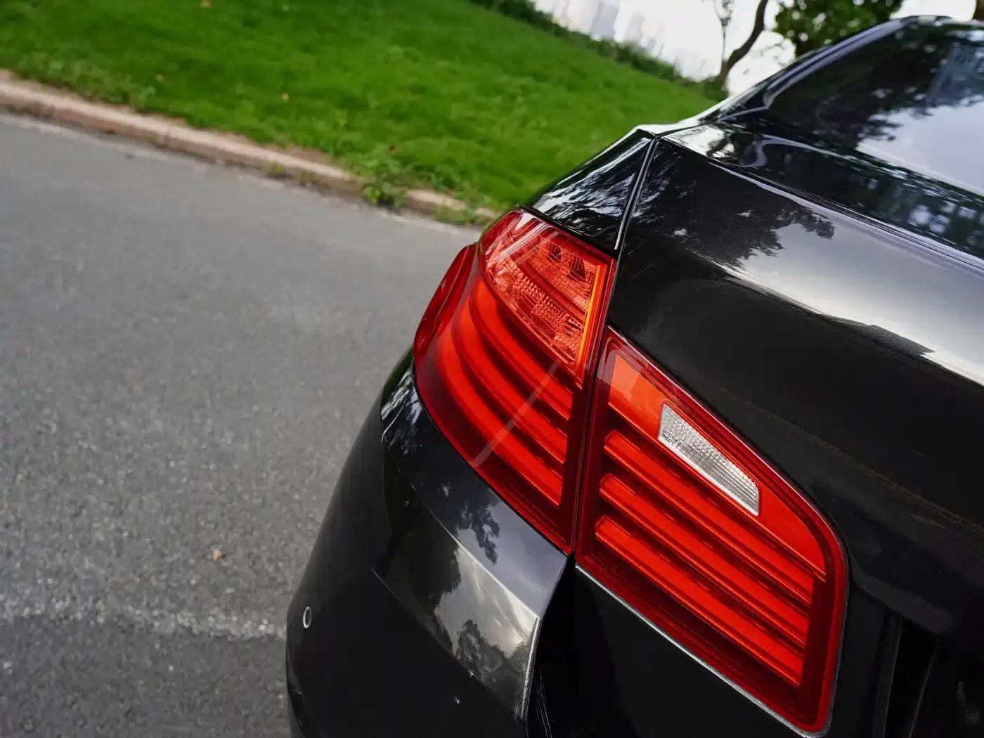 BMW 5 Series 2017 525Li Leading Edition — миниатюра 28