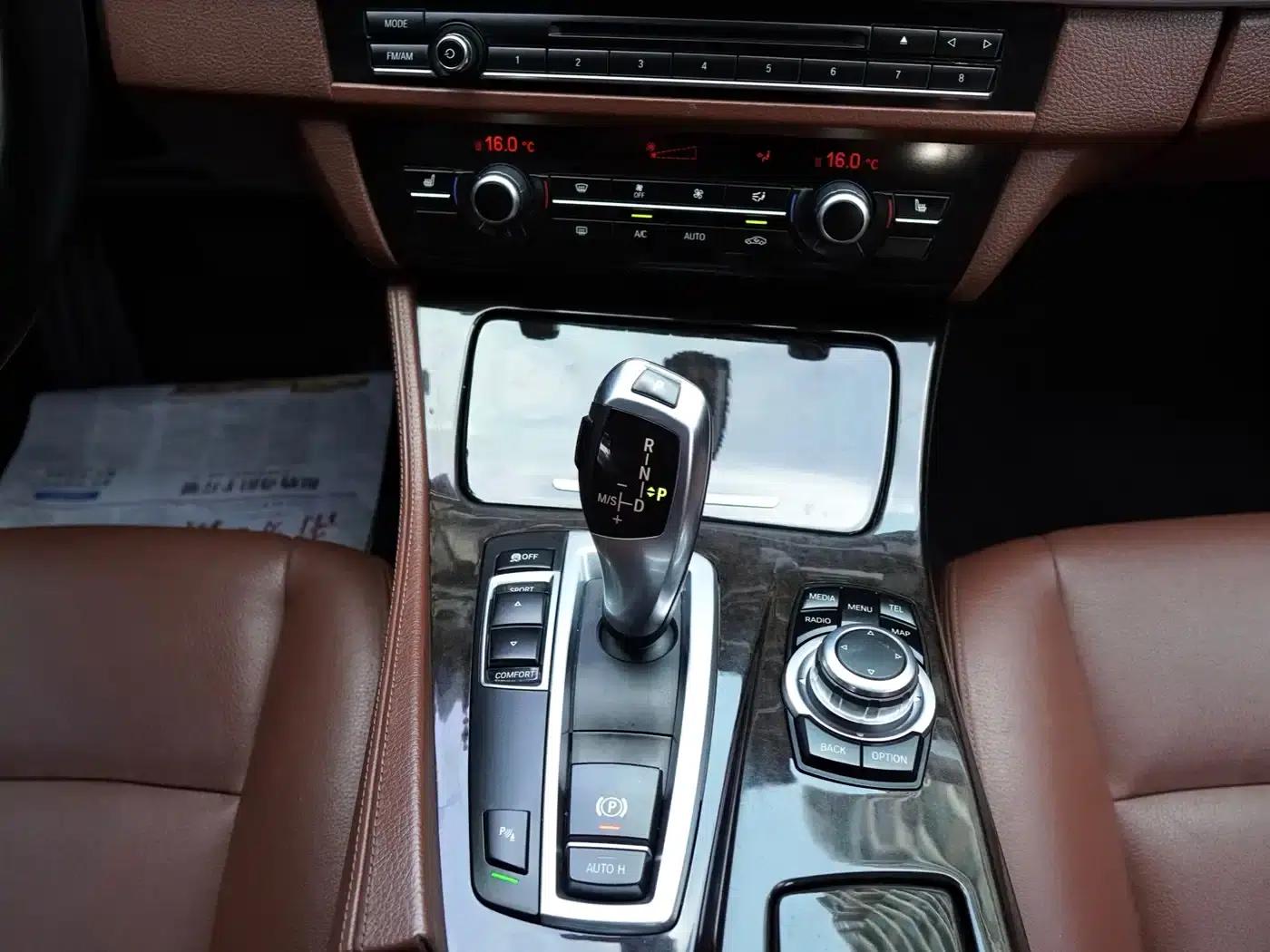 BMW 5 Series 2017 525Li Leading Edition — миниатюра 10