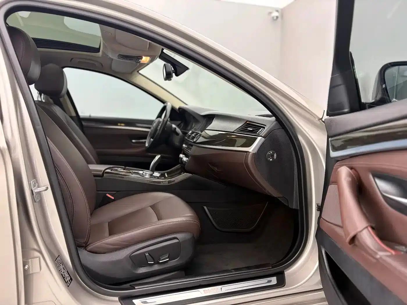 2014 BMW 5 Series 525Li Luxury Design Package — миниатюра 6