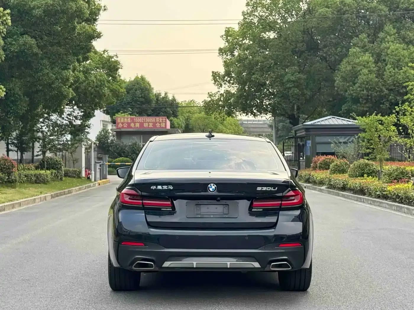 2023 BMW 5 Series 530Li Leading Edition M Sport Package — миниатюра 5
