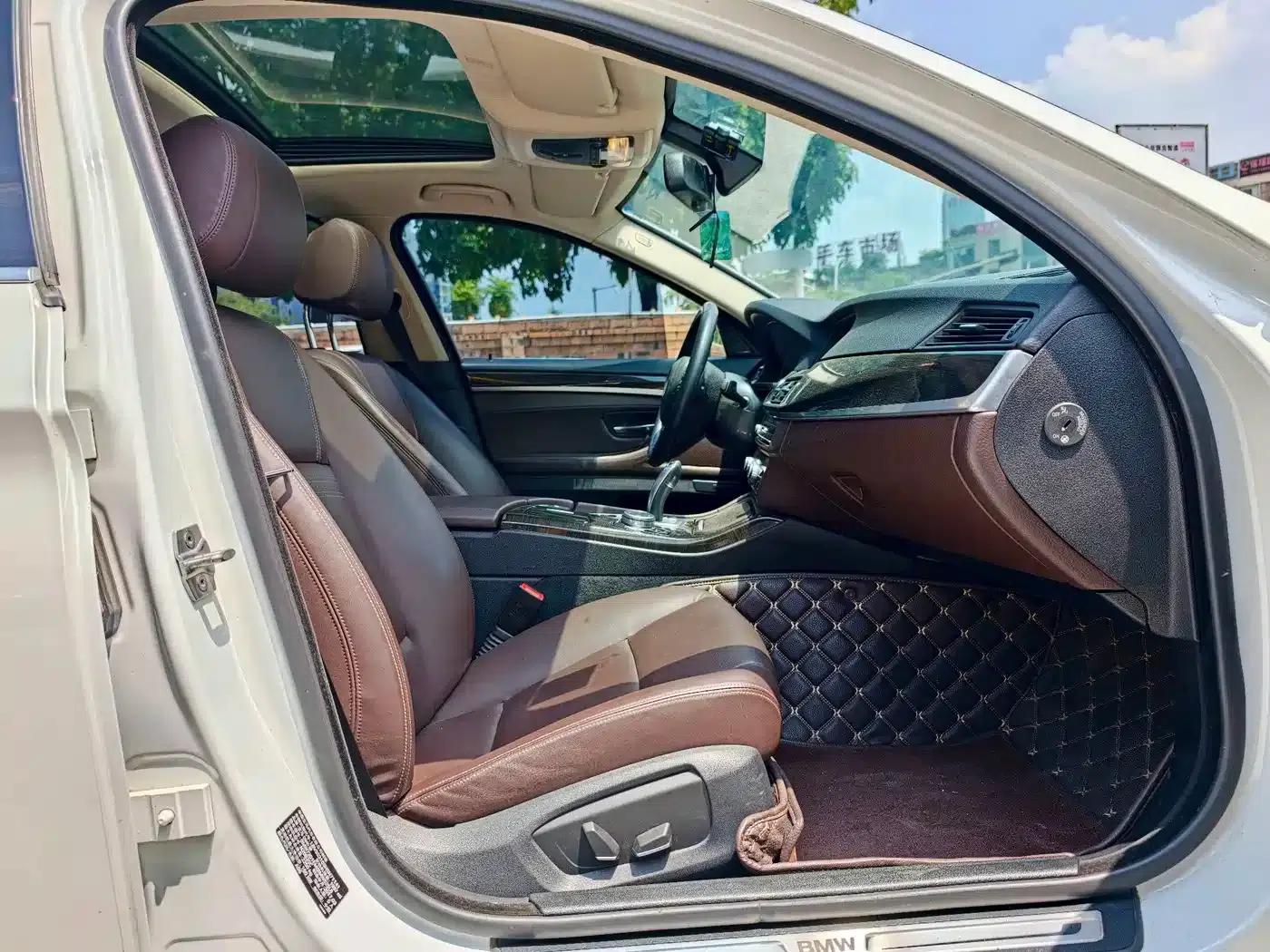 2017 BMW 5 Series 525Li Luxury Design Package — миниатюра 7