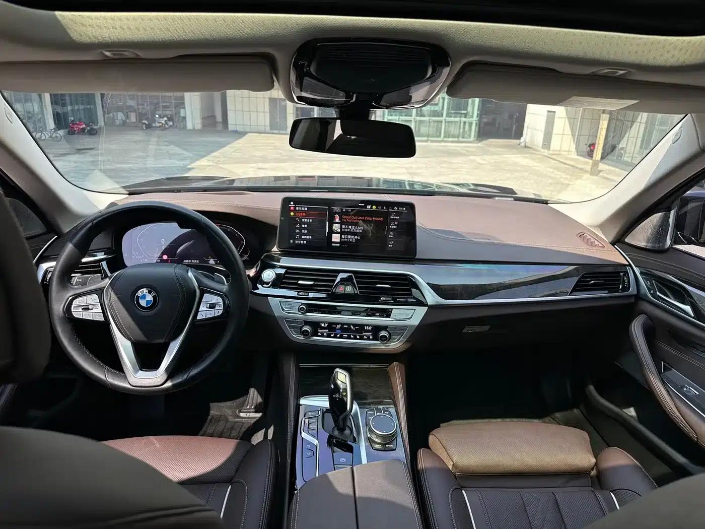 2021 BMW 5 Series Facelift 530Li Executive Luxury Package — миниатюра 20