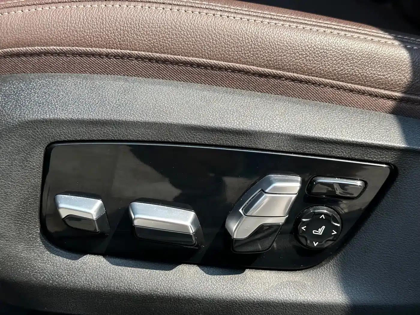 2021 BMW 5 Series Facelift 530Li Executive Luxury Package — миниатюра 9