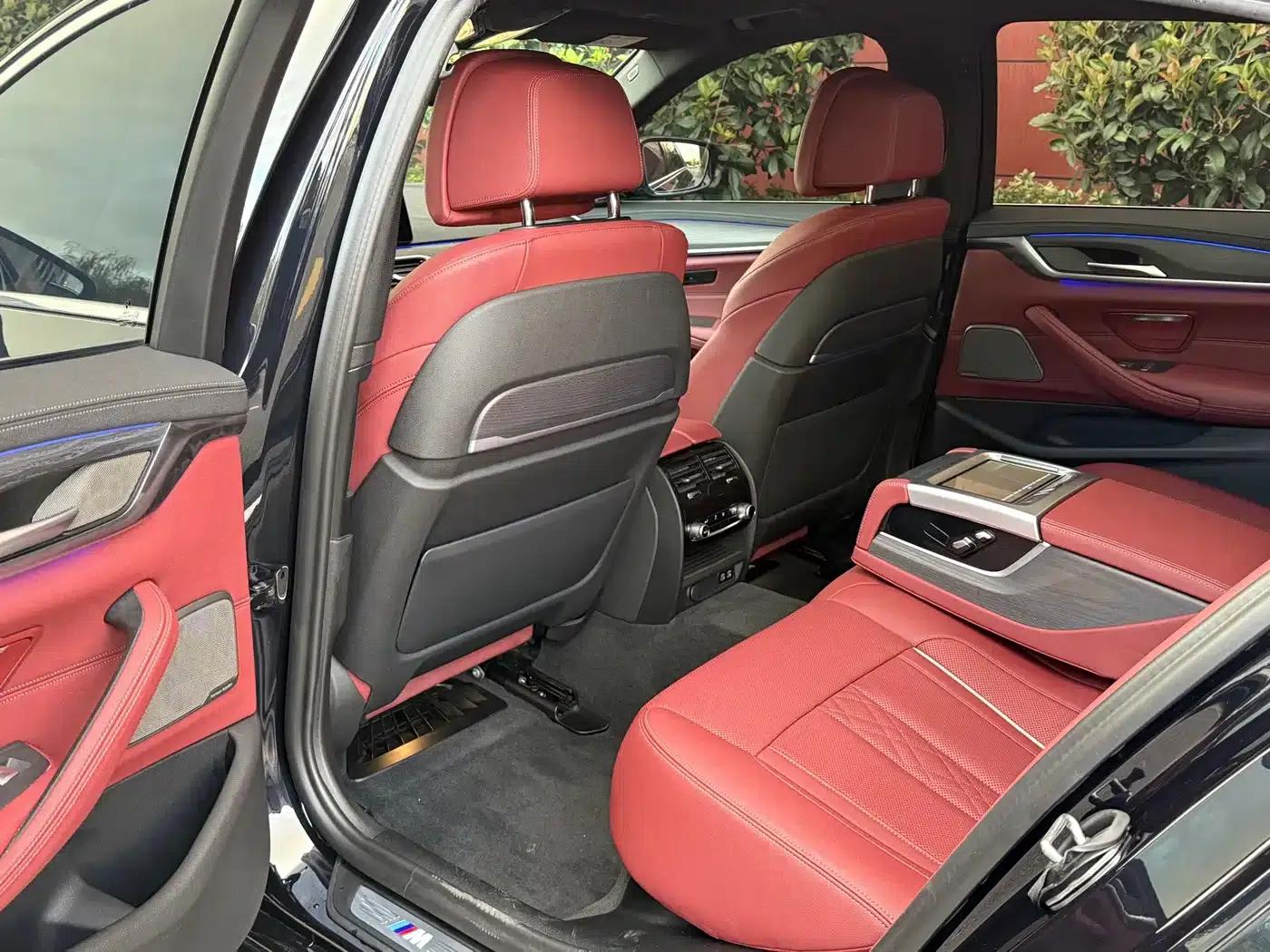 2022 BMW 5 Series 530Li Luxury M Sport Package — миниатюра 5