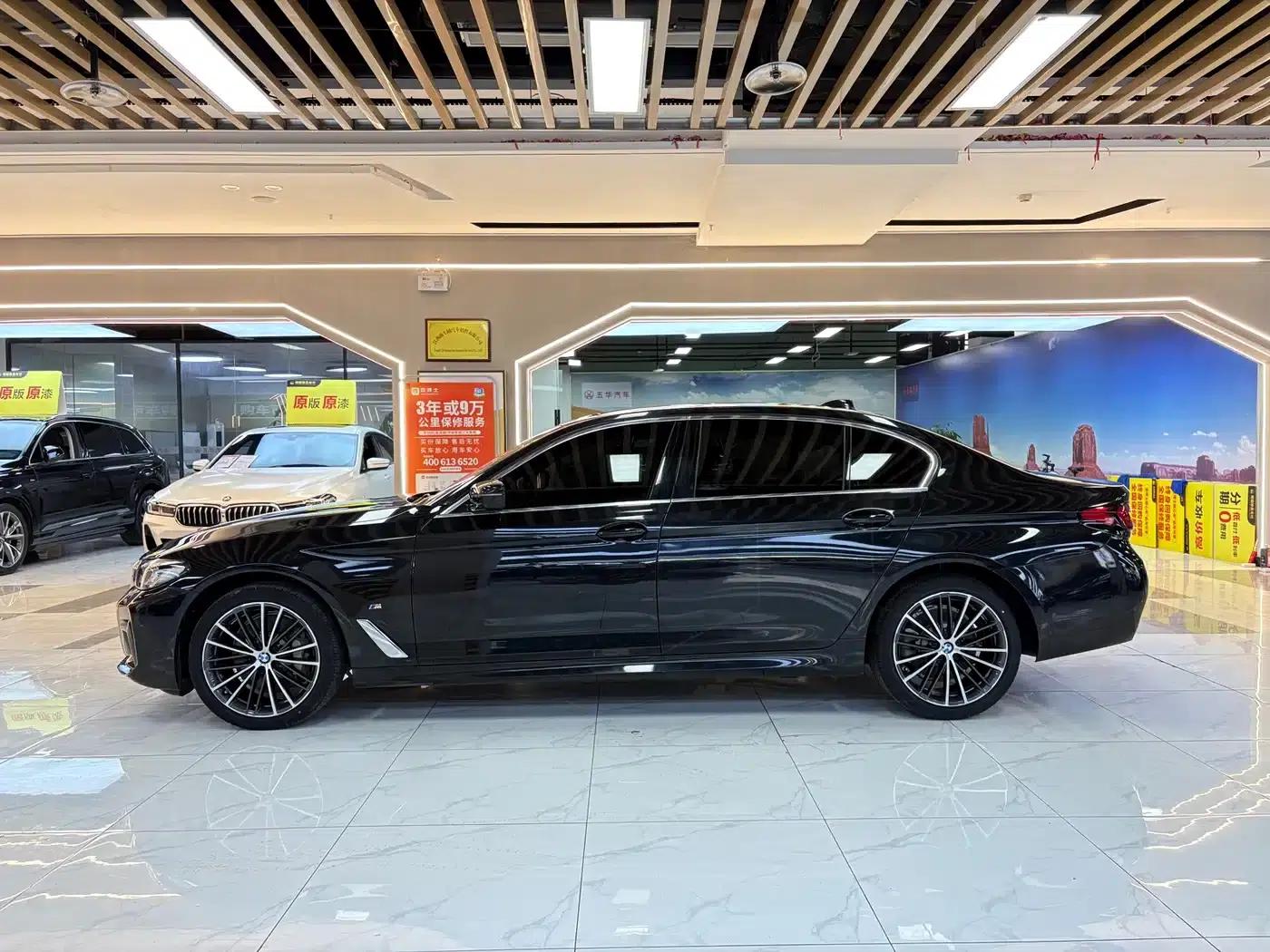 2021 BMW 5 Series Facelift 530Li Leading Edition M Sport Package — миниатюра 2