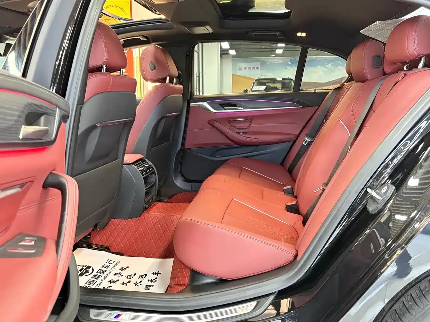 2021 BMW 5 Series Facelift 530Li Leading Edition M Sport Package — миниатюра 11