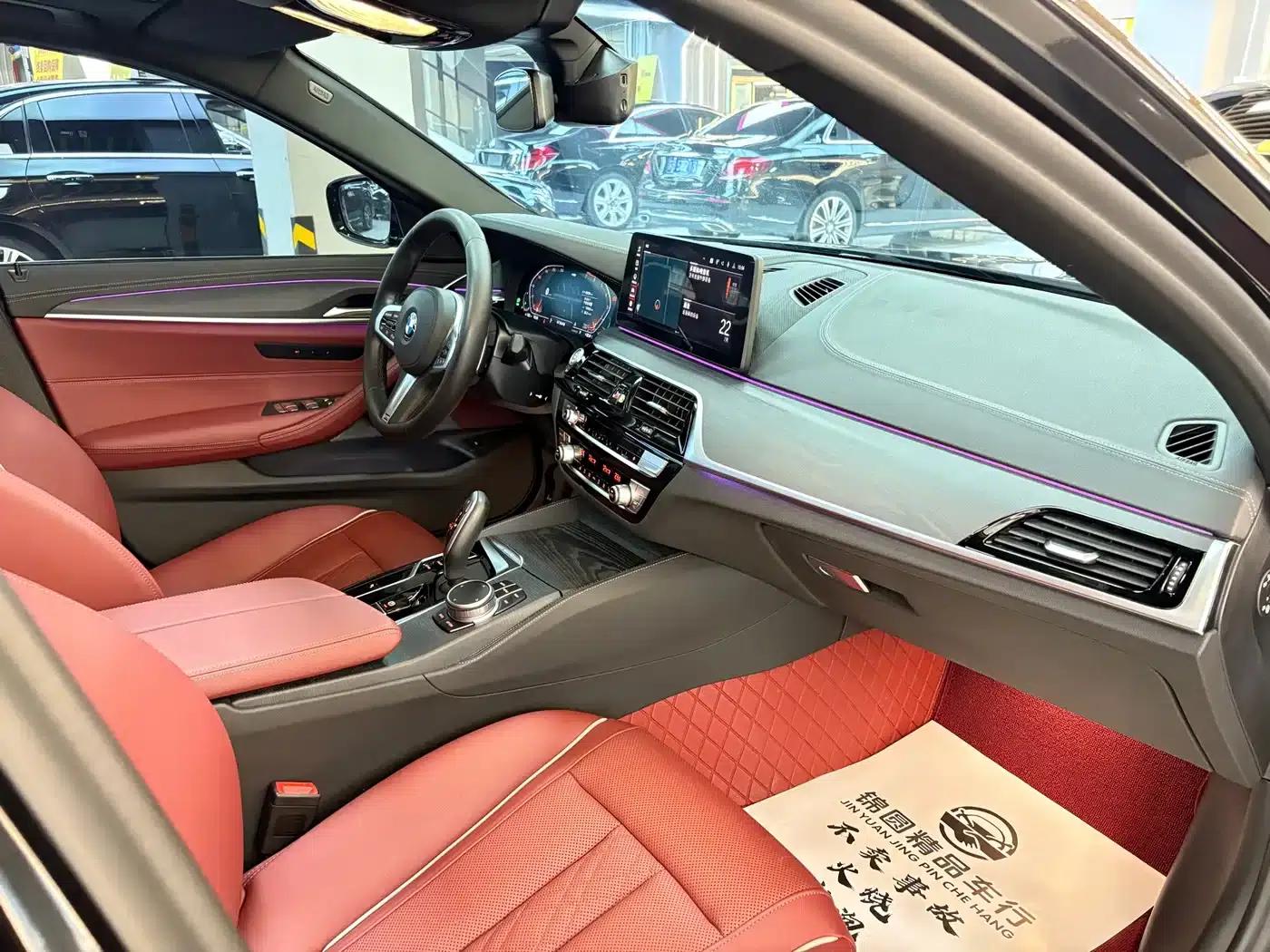 2021 BMW 5 Series Facelift 530Li Leading Edition M Sport Package — миниатюра 16
