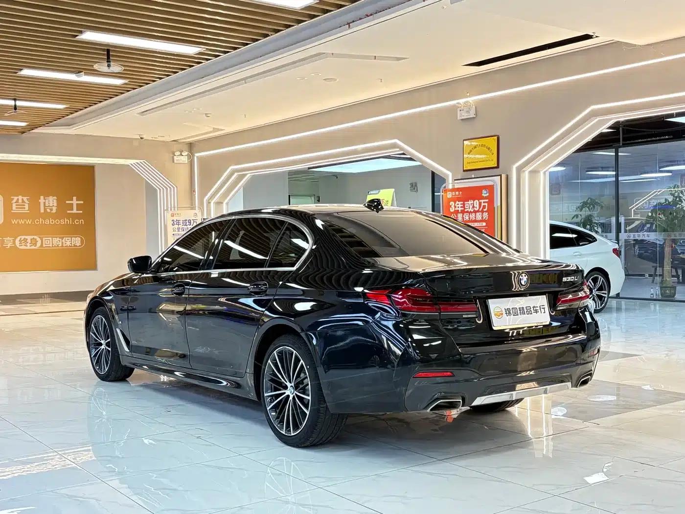 2021 BMW 5 Series Facelift 530Li Leading Edition M Sport Package — миниатюра 3