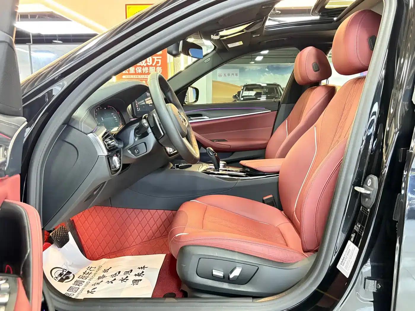 2021 BMW 5 Series Facelift 530Li Leading Edition M Sport Package — миниатюра 9