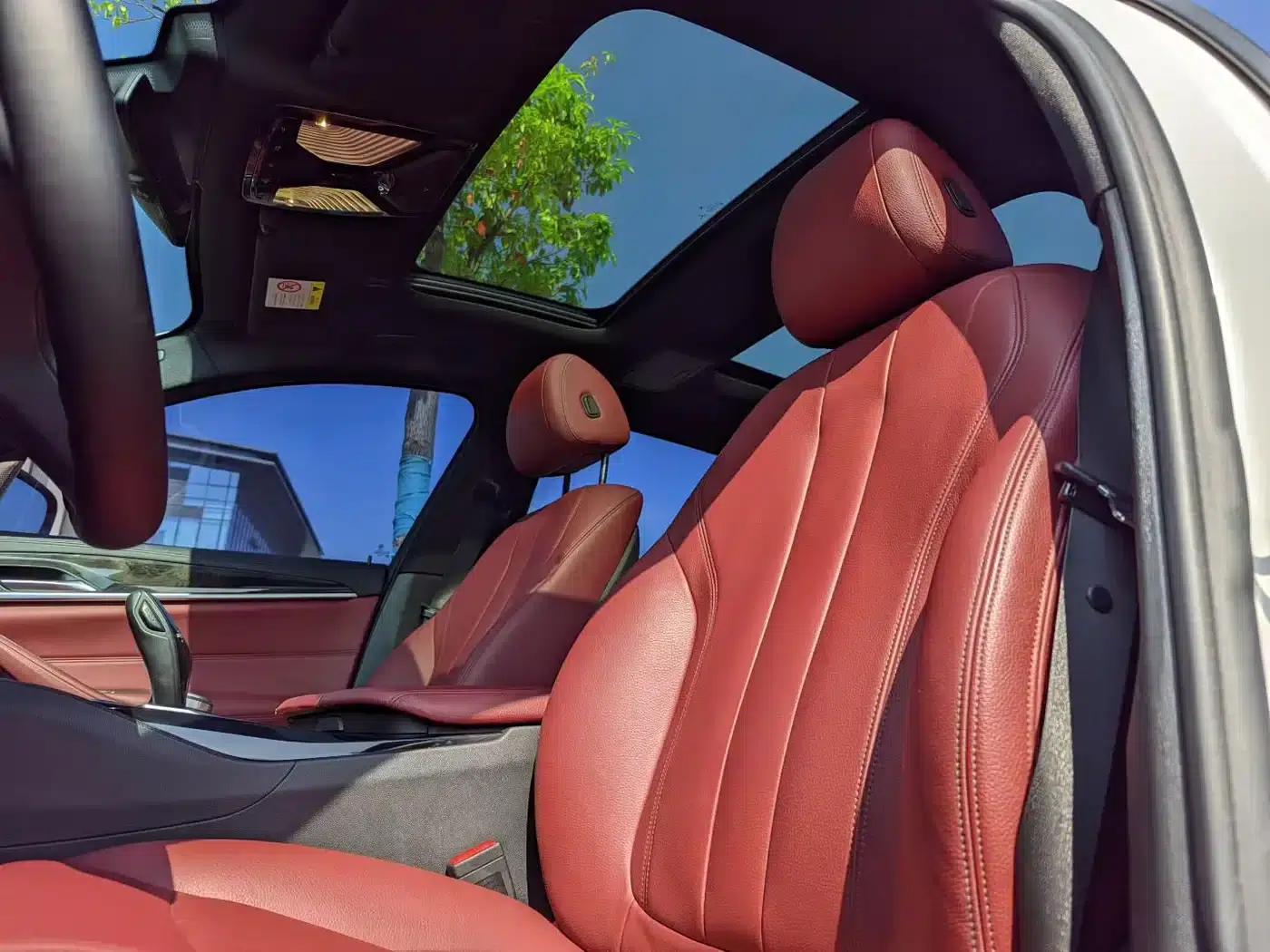 2019 BMW 5 Series 530Li xDrive M Sport Package — миниатюра 6