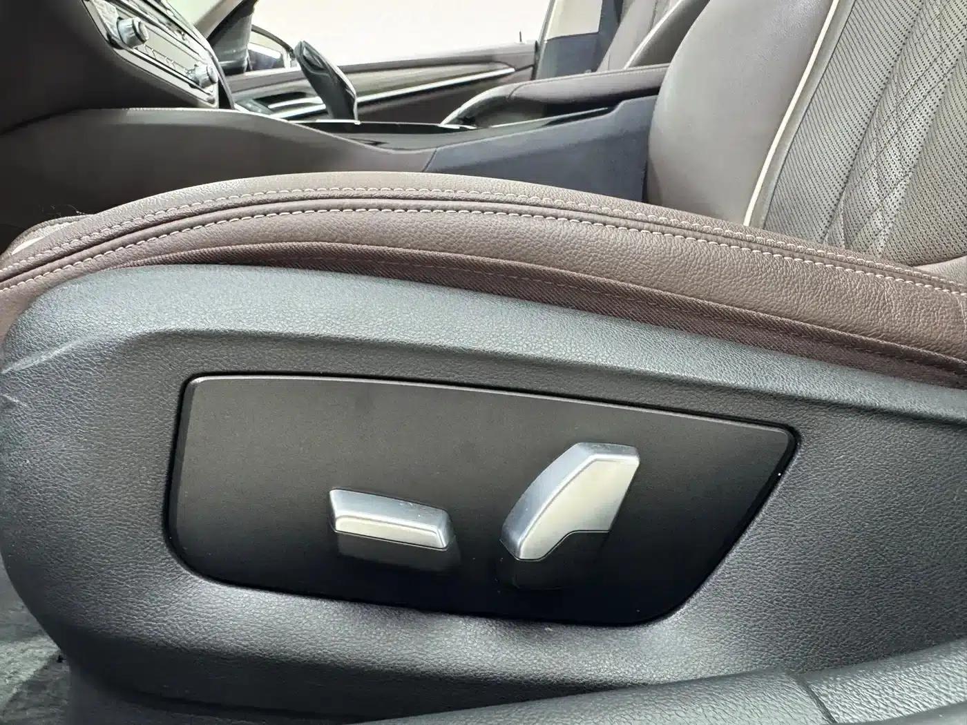2022 BMW 5 Series 530Li xDrive Luxury Package — миниатюра 17
