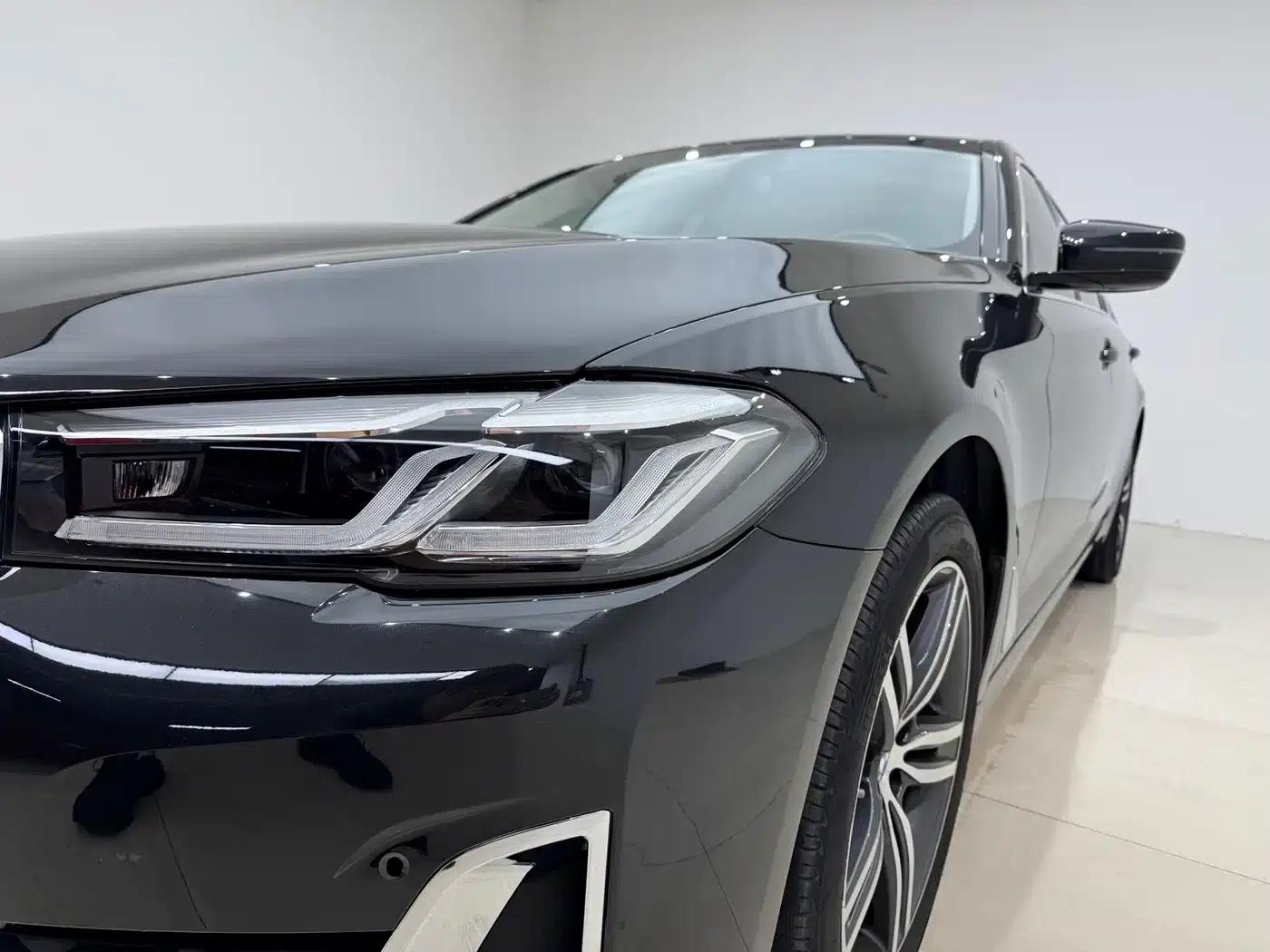 2022 BMW 5 Series 530Li xDrive Luxury Package — миниатюра 10