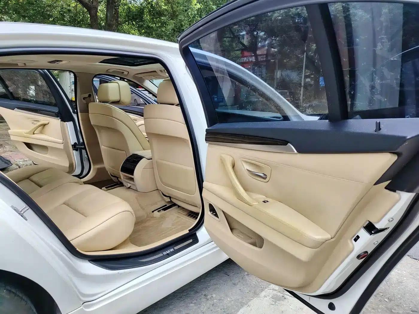 BMW 5 Series 2011 523Li Luxury — миниатюра 6