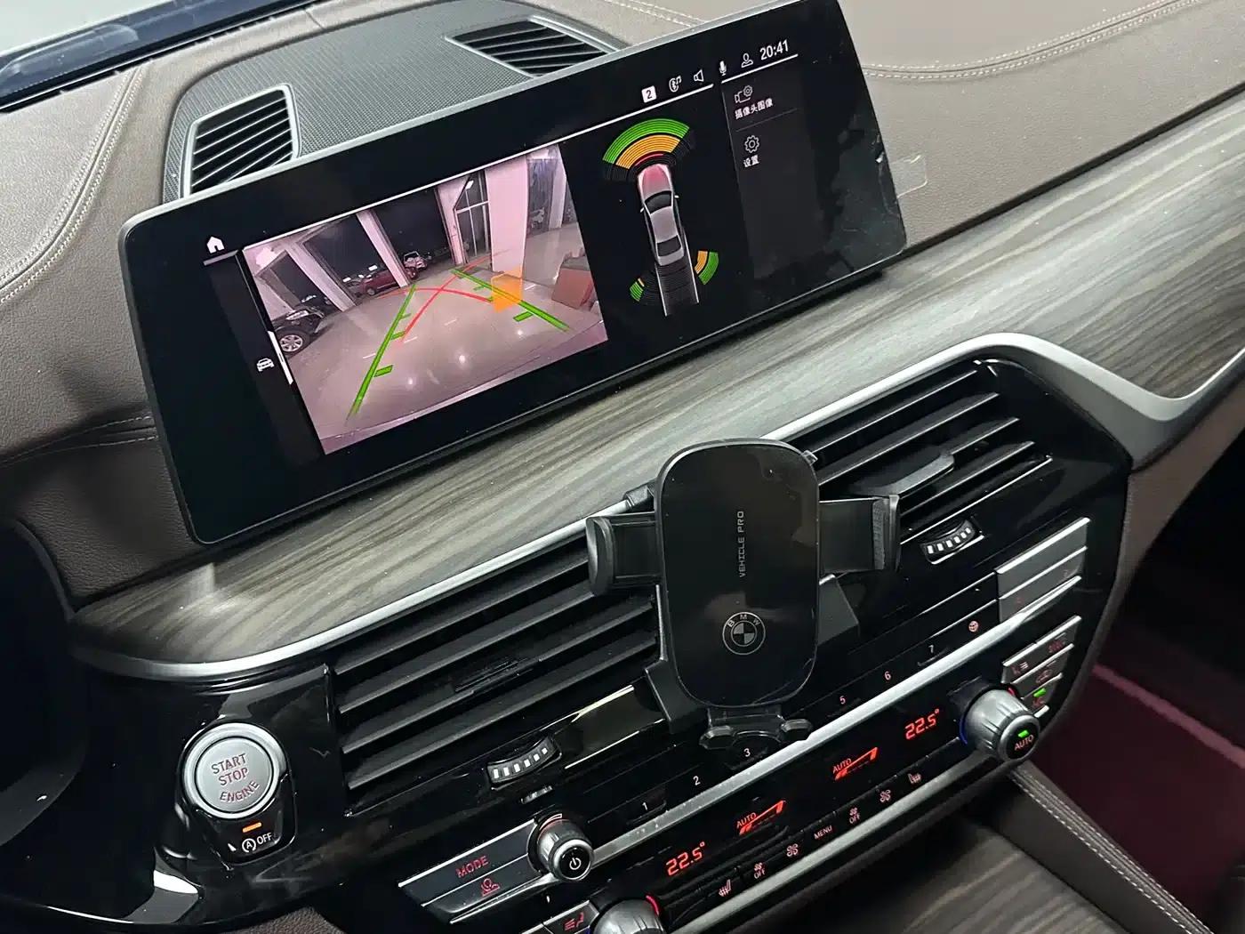 BMW 5 Series 2020 530Li Leading Luxury Package — миниатюра 4