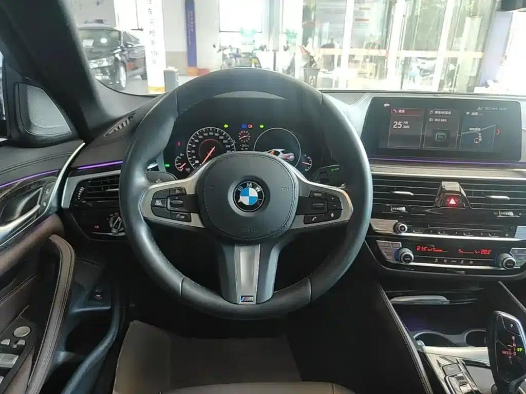 2019 BMW 5 Series Facelift 525Li M Sport Package — миниатюра 11