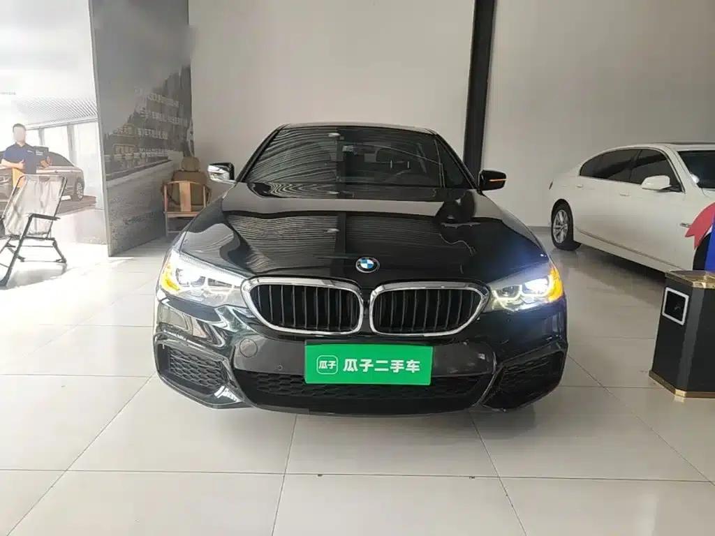 2019 BMW 5 Series Facelift 525Li M Sport Package — миниатюра 3