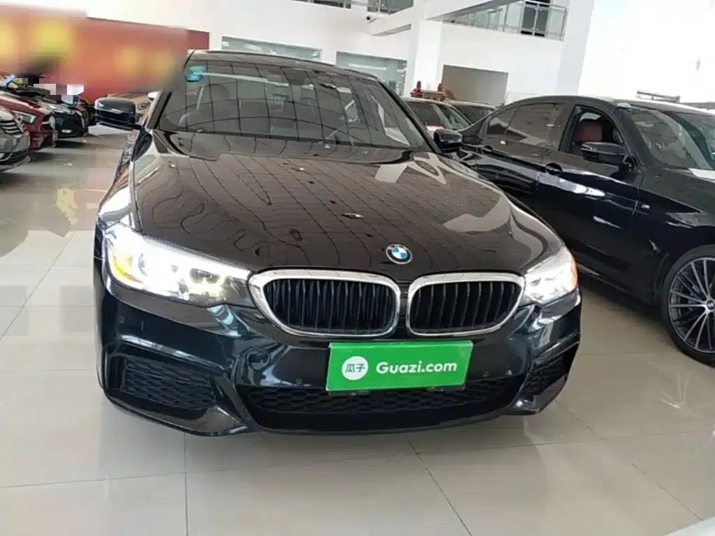 2020 BMW 5 Series 525Li M Sport Package — миниатюра 3