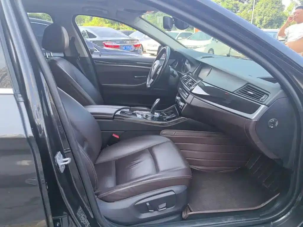 2017 BMW 5 Series 525Li Luxury Design Package — миниатюра 25