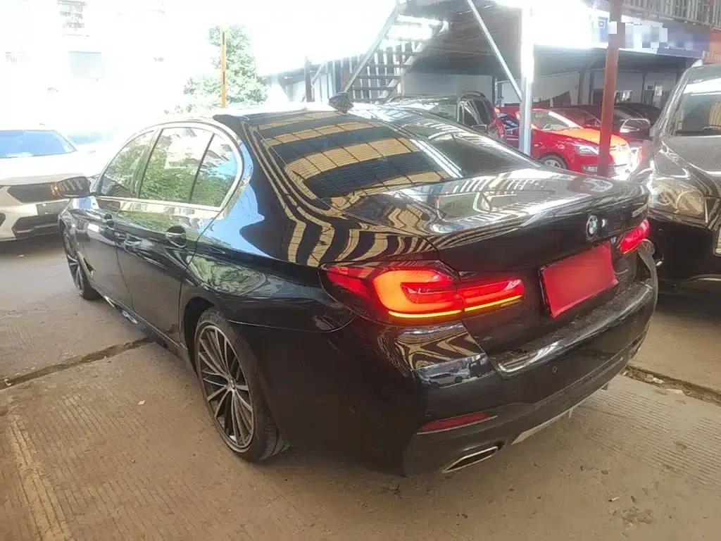 2022 BMW 5 Series Facelift 530Li Leading Edition M Sport Package — миниатюра 5