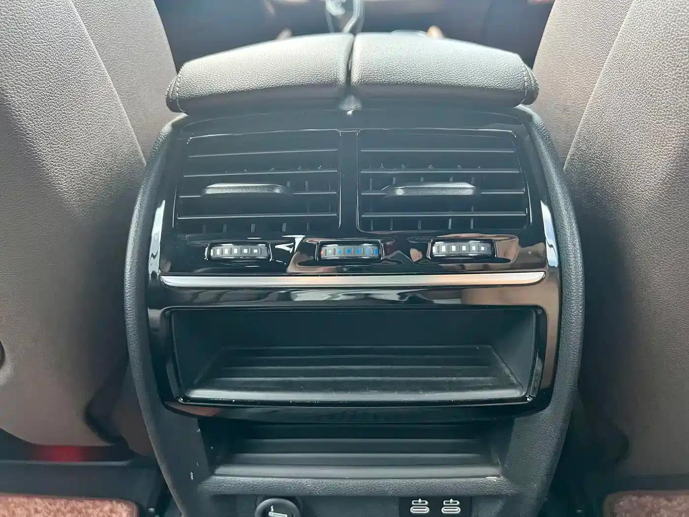 BMW 5 Series PHEV 2021 Facelift 535Le Pioneer Edition M Sport Package — миниатюра 11