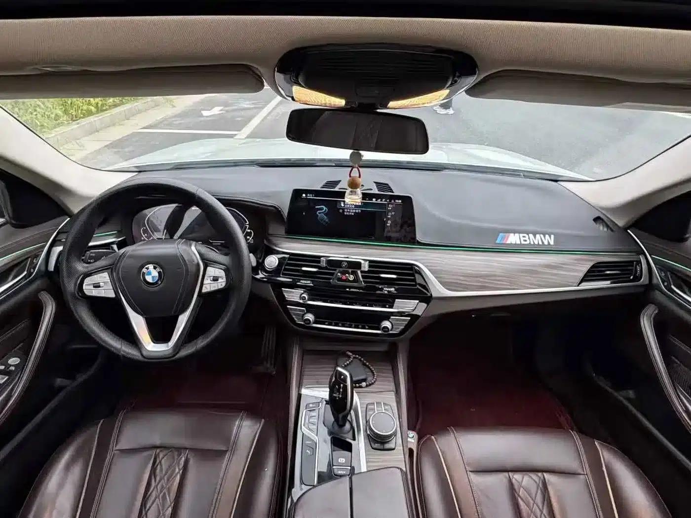 BMW 5 Series PHEV 2020 530Le Luxury Package — миниатюра 5