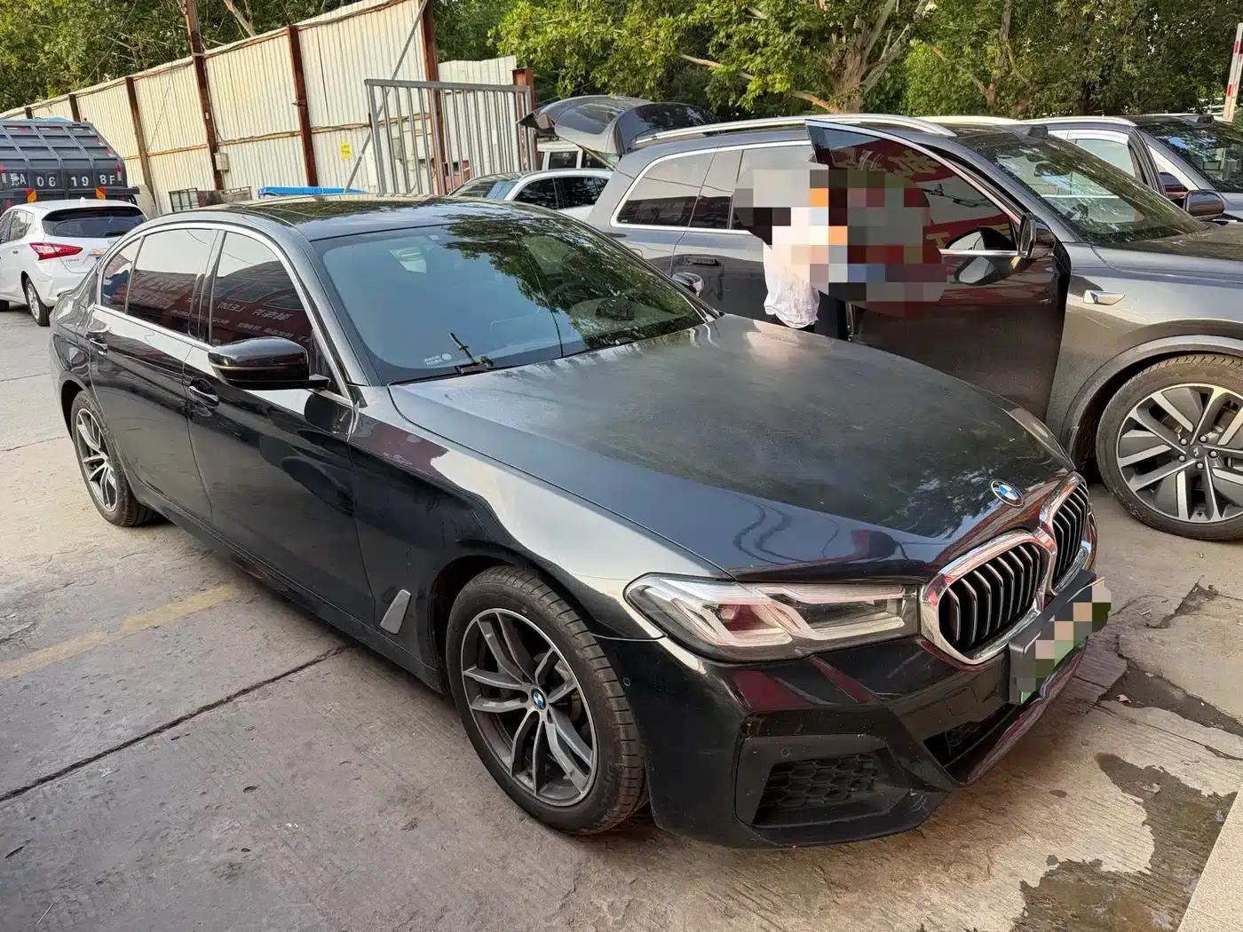 BMW 5 Series PHEV 2021 535Le Pioneer Edition M Sport Package — миниатюра 3