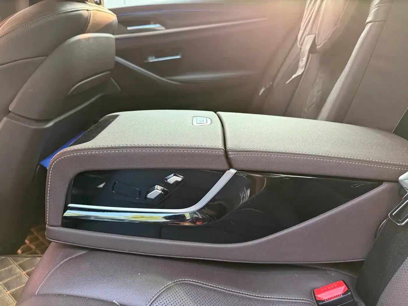 BMW 5 Series PHEV 2021 535Le Pioneer Edition M Sport Package — миниатюра 5
