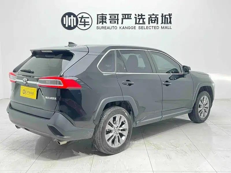 2023 Toyota RAV4 2.0L 2WD Leading Edition — миниатюра 6