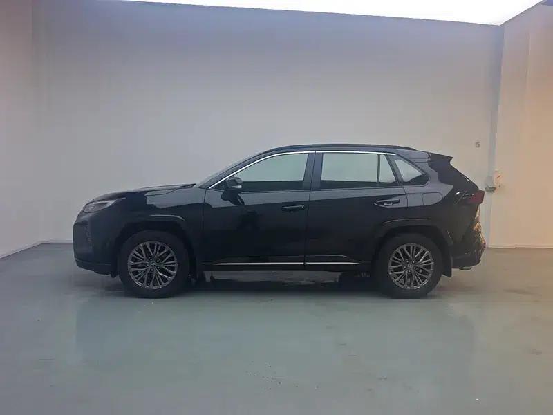 2024 Toyota RAV4 2.0L 2WD Luxury PLUS Edition — миниатюра 4