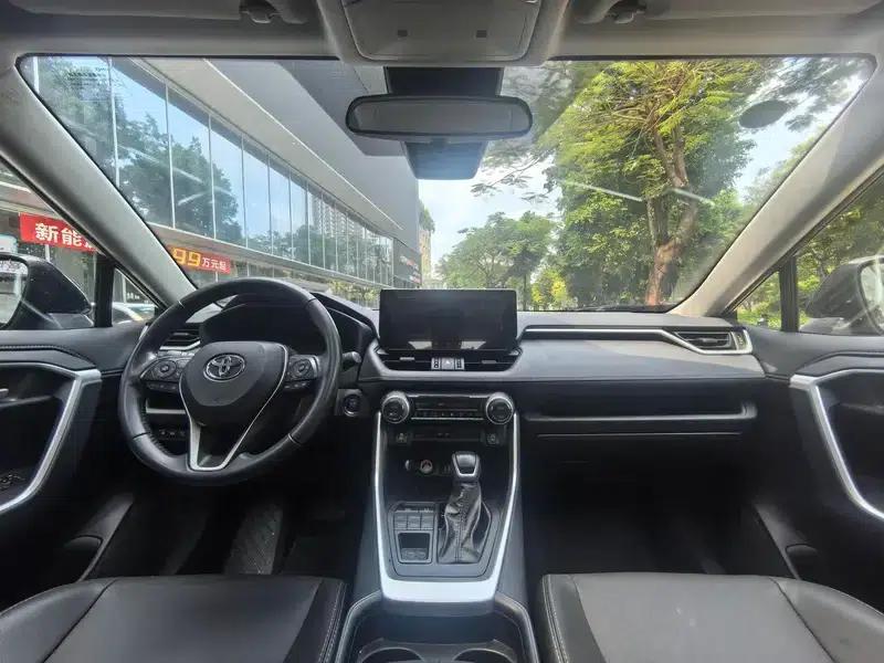 2023 Toyota RAV4 2.0L AWD Luxury Plus Edition — миниатюра 11
