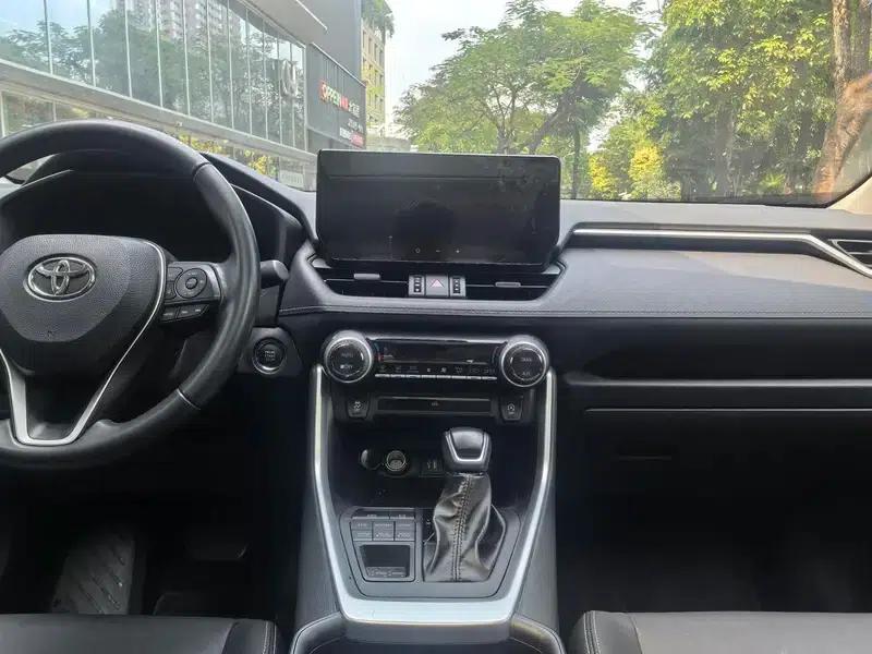 2023 Toyota RAV4 2.0L AWD Luxury Plus Edition — миниатюра 9