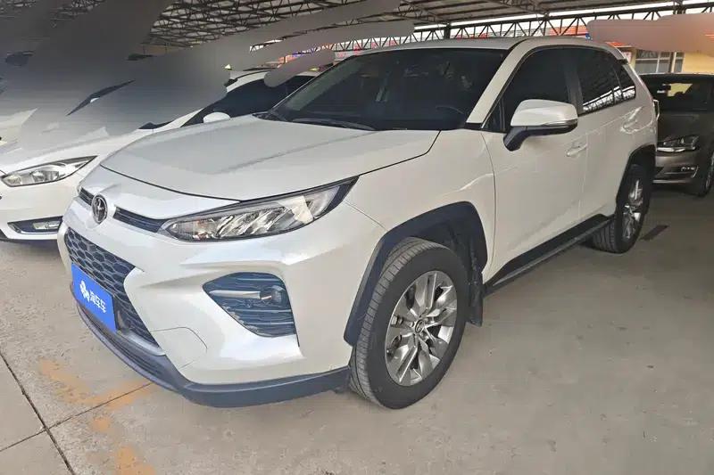 2022 Toyota RAV4 2.0L 2WD Luxury PLUS Edition — миниатюра 1