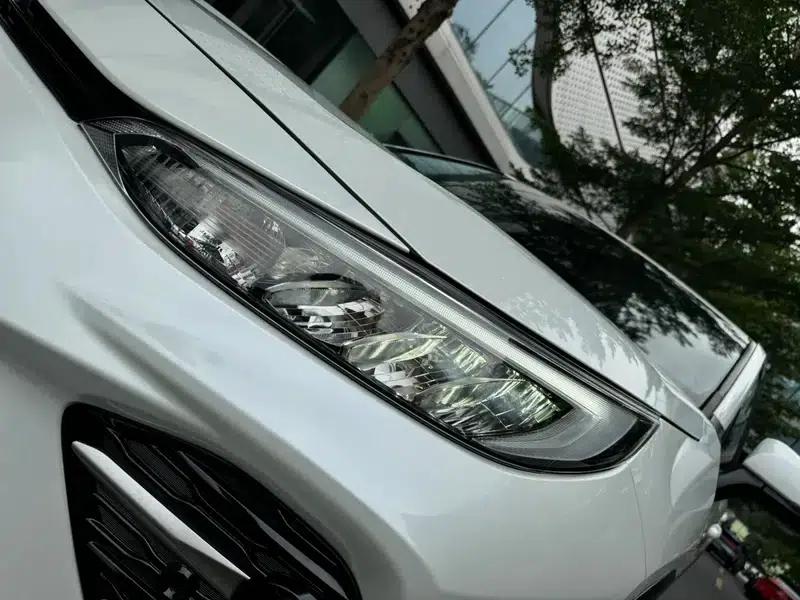 2023 Toyota RAV4 2.0L 2WD Urban Edition — миниатюра 9