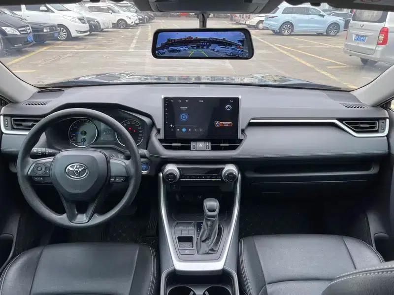 Highlander 2022 Hybrid 2.5L 2WD Leading Edition — миниатюра 8