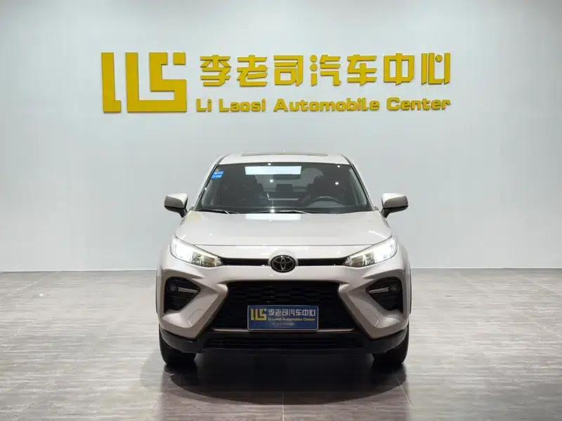 2020 Toyota RAV4 2.0L AWD Luxury Edition — миниатюра 2