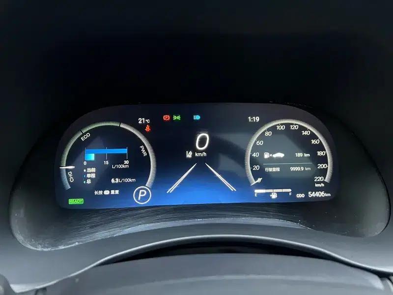 Crown Land Cruiser 2022 2.5L HEV 4WD Premium Edition — миниатюра 15